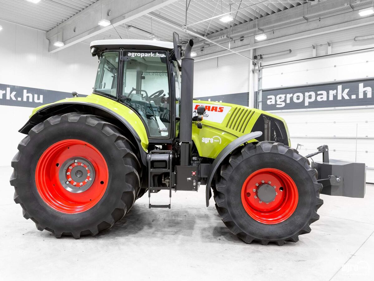 クラース　AXION 840 CEBIS — 236馬力 / 5,980時間