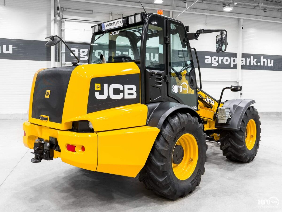 JCB　TM 310S — 5,20m / 147馬力 / 5,580時間
