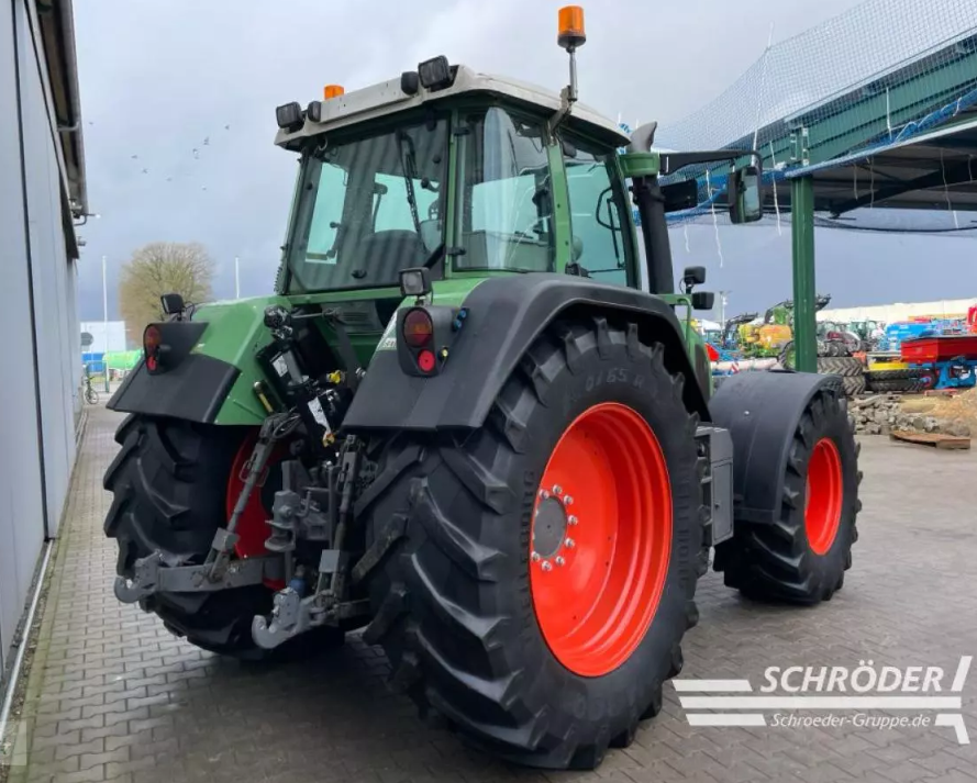 フェント　Vario 818 TMS — 180馬力 / 15,950時間