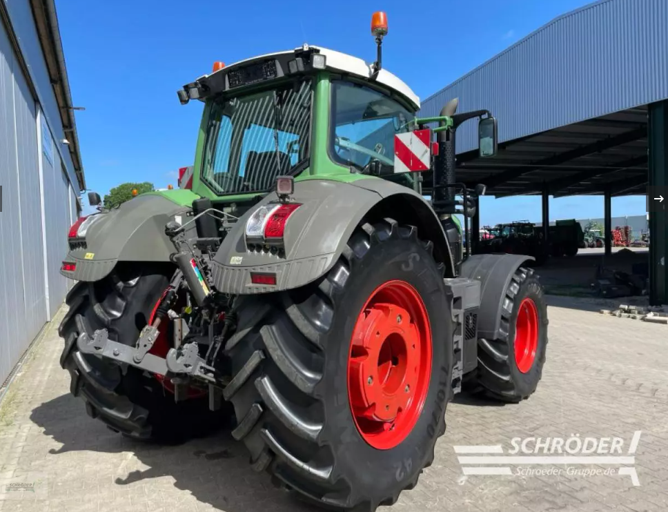 フェント　Vario 828 S4 Profi Plus — 280馬力 / 10,200時間